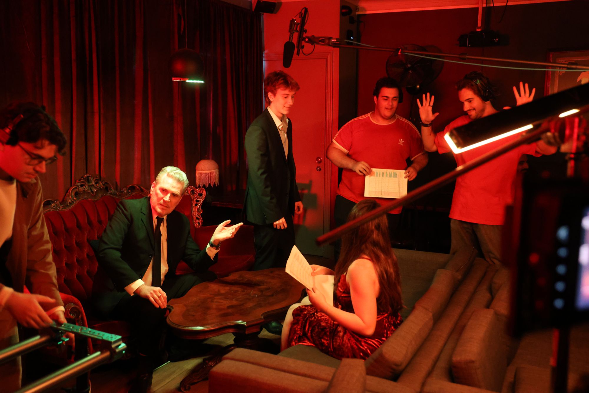 Behind the scenes photo 5